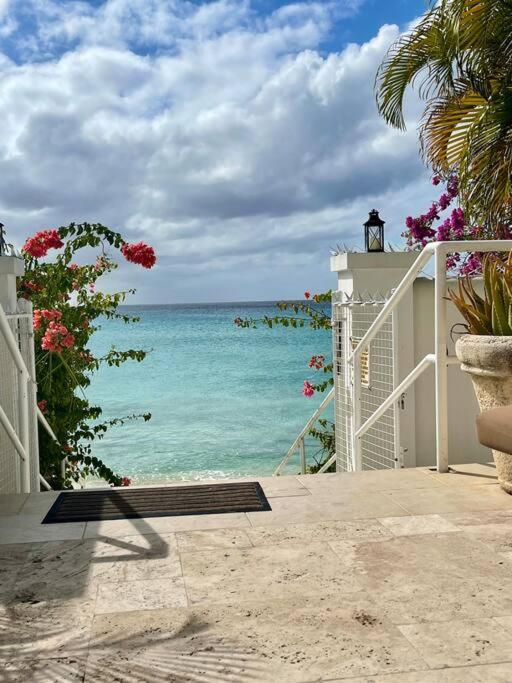 Bianca Bay 3 Bedroom West Coast Beach Front Villa Saint James Dış mekan fotoğraf